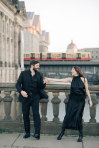 love story photography shooting in berlin photographer save the date couple photo session