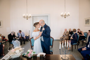 wedding photographer berlin prague destinations photoshooting with professional photographer photo walking