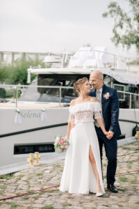 wedding photographer berlin prague destinations photoshooting with professional photographer photo walking