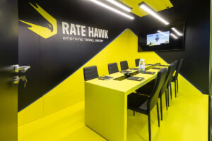 Looking for a professional photographer in Berlin to capture your exhibition or trade show?