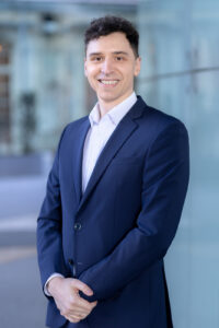 business portraits in Berlin Enhance Your Professional Image: Expert Headshot Photography for LinkedIn Profiles, Resumes, and Presentations!